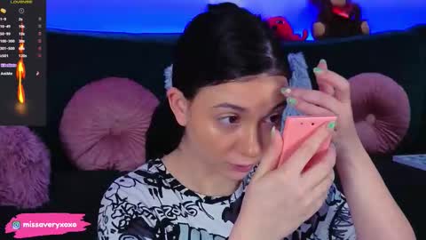 AveryWillow online show from March 2026 12:21:01 AM