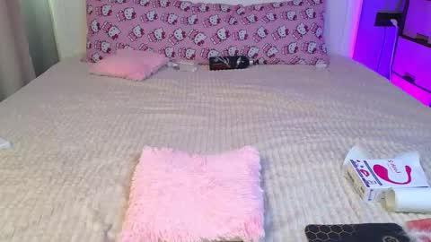 Snapshot of avgustina_love chatting on December 2024 12:03:01 PM avgustina_love online show from December 2024 12:03:01 PM