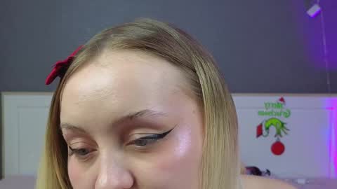 Snapshot of avgustina_love chatting on January 2025 01:21:01 PM avgustina_love online show from January 2025 01:21:01 PM