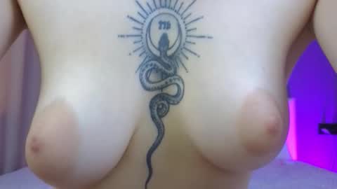 avgustina_love online show from January 2026 10:31:02 AM