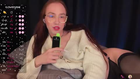 avril_pearly_ online show from February 2025 11:31:01 PM