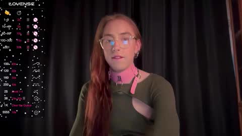 avril_pearly_ online show from September 2025 10:38:02 AM