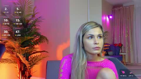 AVRILL CYRUX online show from October 2025 07:01:01 AM