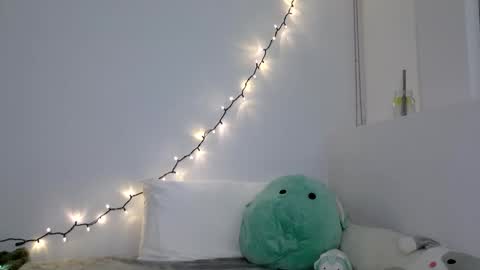 Avaia online show from January 2026 10:34:01 PM