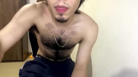 AndrewXxl independent online show from October 2025 01:03:01 AM