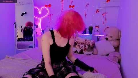 Snapshot of awawrin chatting on January 2026 09:13:01 PM Awi online show from January 2026 09:13:01 PM