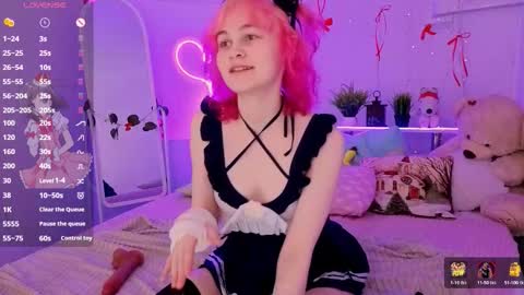 Snapshot of awawrin chatting on February 2026 09:09:02 PM Awi online show from February 2026 09:09:02 PM