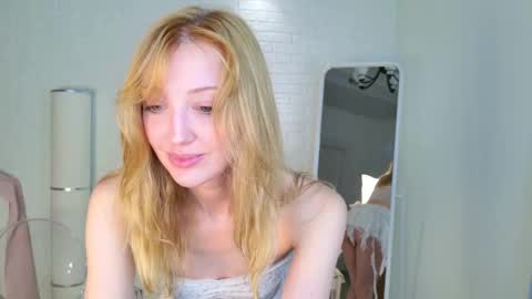 aweryuwu online show from October 2025 06:50:02 AM