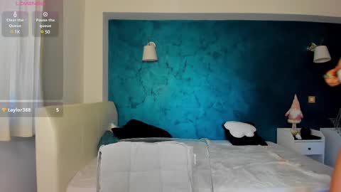 Jolie online show from March 2025 08:33:02 AM