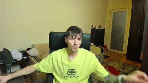 Justin online show from September 2025 08:20:02 PM