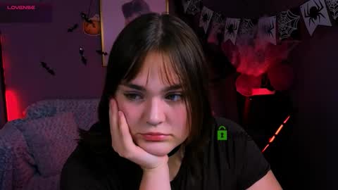 monica online show from November 2025 08:22:02 PM