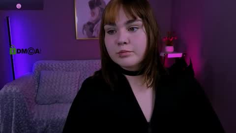 monica online show from November 2025 08:10:01 PM