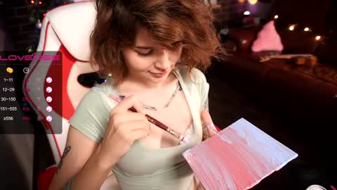 Snapshot of awondrr chatting on December 2024 10:34:02 AM Alice online show from December 2024 10:34:02 AM