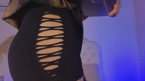axarasss online show from April 2026 11:52:02 AM