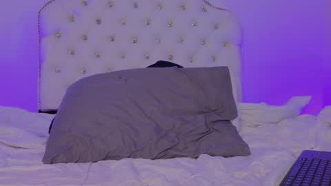 axarasss online show from May 2026 06:09:01 PM