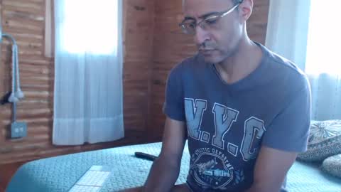 Axcel Borja online show from July 2026 01:41:02 PM