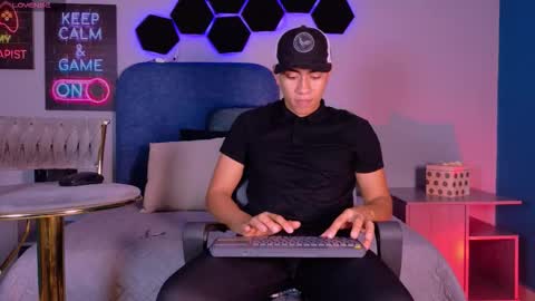 Axel online show from February 2026 07:12:01 PM