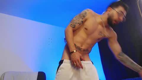 Snapshot of axel_7070 chatting on January 2026 07:06:02 PM Independiente Model online show from January 2026 07:06:02 PM