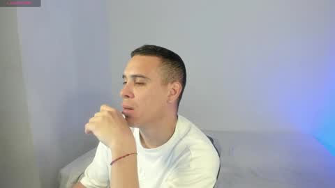 Snapshot of axel__fierro chatting on May 2026 07:54:02 PM axel__fierro online show from May 2026 07:54:02 PM
