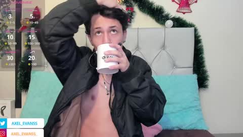 Axel Evanss online show from December 2024 12:49:01 PM