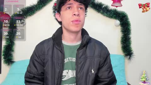 Axel Evanss online show from December 2024 12:49:01 PM