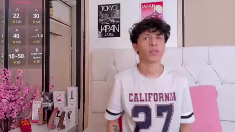 Axel Evanss online show from November 2025 12:38:02 PM