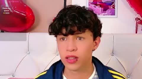 Axel Evanss online show from February 2026 12:28:02 PM