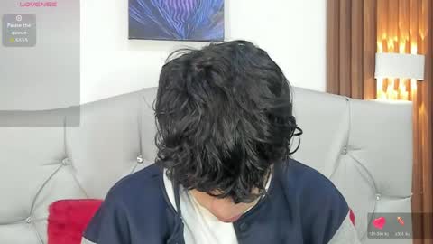 Axel Evanss online show from May 2026 01:37:01 PM