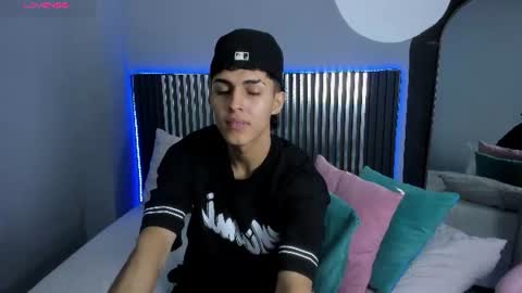A X E L  online show from July 2026 08:15:02 PM