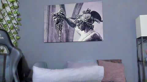 Snapshot of axel_owen chatting on January 2025 10:49:02 PM Axel online show from January 2025 10:49:02 PM