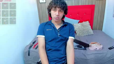 Snapshot of axel_ps chatting on March 2025 08:44:02 PM Alex online show from March 2025 08:44:02 PM