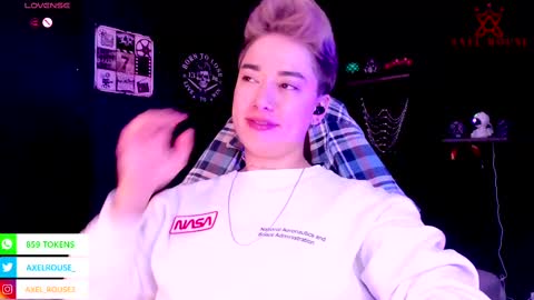 Axel Rouse online show from October 2025 05:43:01 PM