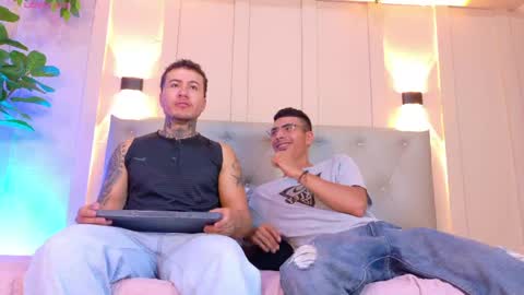 Axel  online show from April 2026 07:20:01 PM