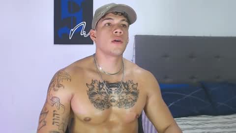 Snapshot of axel_taylor21 chatting on December 2024 12:15:02 AM INDEPENDENT MODEL online show from December 2024 12:15:02 AM