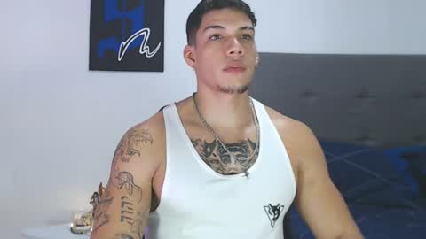 Snapshot of axel_taylor21 chatting on January 2025 04:07:01 AM INDEPENDENT MODEL online show from January 2025 04:07:01 AM