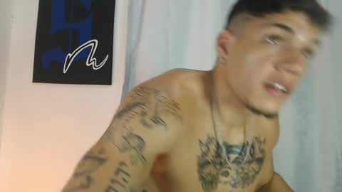 Snapshot of axel_taylor21 chatting on February 2025 12:25:02 AM INDEPENDENT MODEL online show from February 2025 12:25:02 AM