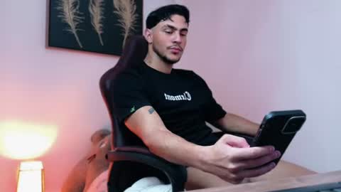 axelblack7 online show from August 2026 07:00:01 AM