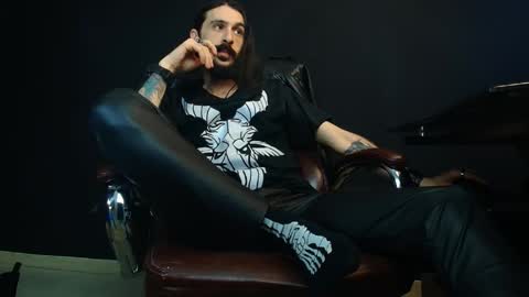 Snapshot of axelcolton chatting on January 2025 11:15:02 AM AxelColton online show from January 2025 11:15:02 AM