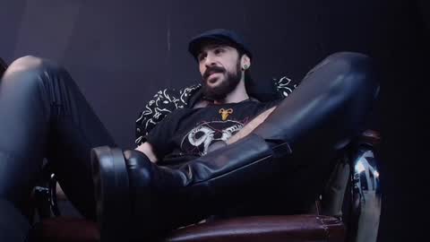 Snapshot of axelcolton chatting on January 2025 07:07:01 AM AxelColton online show from January 2025 07:07:01 AM