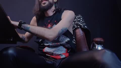 Snapshot of axelcolton chatting on January 2025 01:10:01 PM AxelColton online show from January 2025 01:10:01 PM