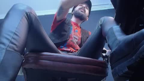 Snapshot of axelcolton chatting on February 2025 06:14:01 AM AxelColton online show from February 2025 06:14:01 AM