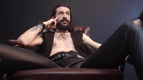 Snapshot of axelcolton chatting on February 2025 12:50:01 PM AxelColton online show from February 2025 12:50:01 PM