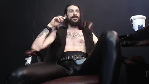 Snapshot of axelcolton chatting on February 2025 09:26:02 AM AxelColton online show from February 2025 09:26:02 AM