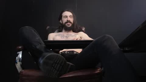 Snapshot of axelcolton chatting on February 2025 09:20:02 AM AxelColton online show from February 2025 09:20:02 AM