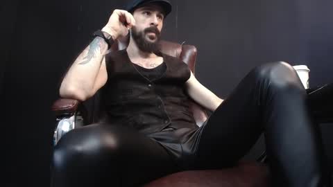 Snapshot of axelcolton chatting on February 2025 09:56:01 AM AxelColton online show from February 2025 09:56:01 AM