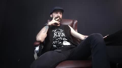 Snapshot of axelcolton chatting on February 2025 07:06:01 AM AxelColton online show from February 2025 07:06:01 AM