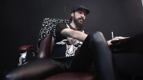 Snapshot of axelcolton chatting on February 2025 06:10:02 AM AxelColton online show from February 2025 06:10:02 AM