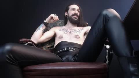 Snapshot of axelcolton chatting on February 2025 12:04:02 PM AxelColton online show from February 2025 12:04:02 PM