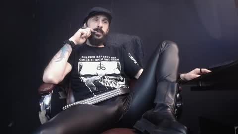 Snapshot of axelcolton chatting on February 2025 05:56:01 AM AxelColton online show from February 2025 05:56:01 AM