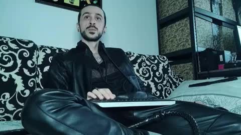 Snapshot of axelcolton chatting on September 2025 09:44:01 AM AxelColton online show from September 2025 09:44:01 AM